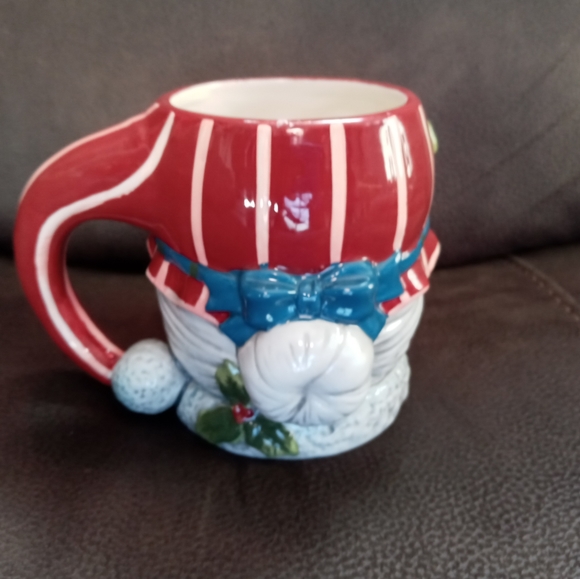 RARE MRS.CLAUS COFFEE MUG - Picture 2 of 3